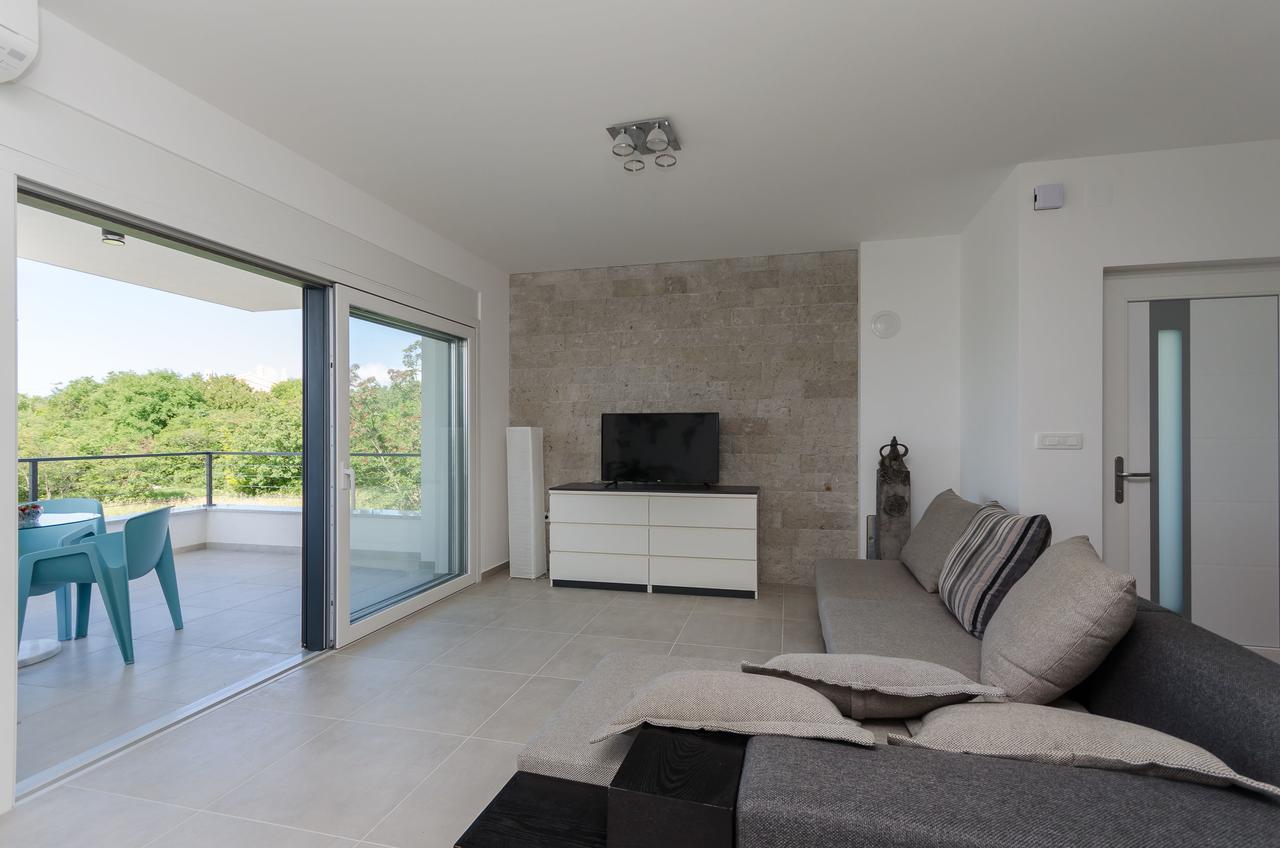Apartments Residence Romance Pinezici  Ngoại thất bức ảnh