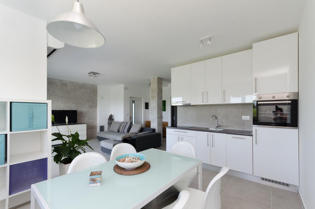 Apartments Residence Romance Pinezici  Ngoại thất bức ảnh