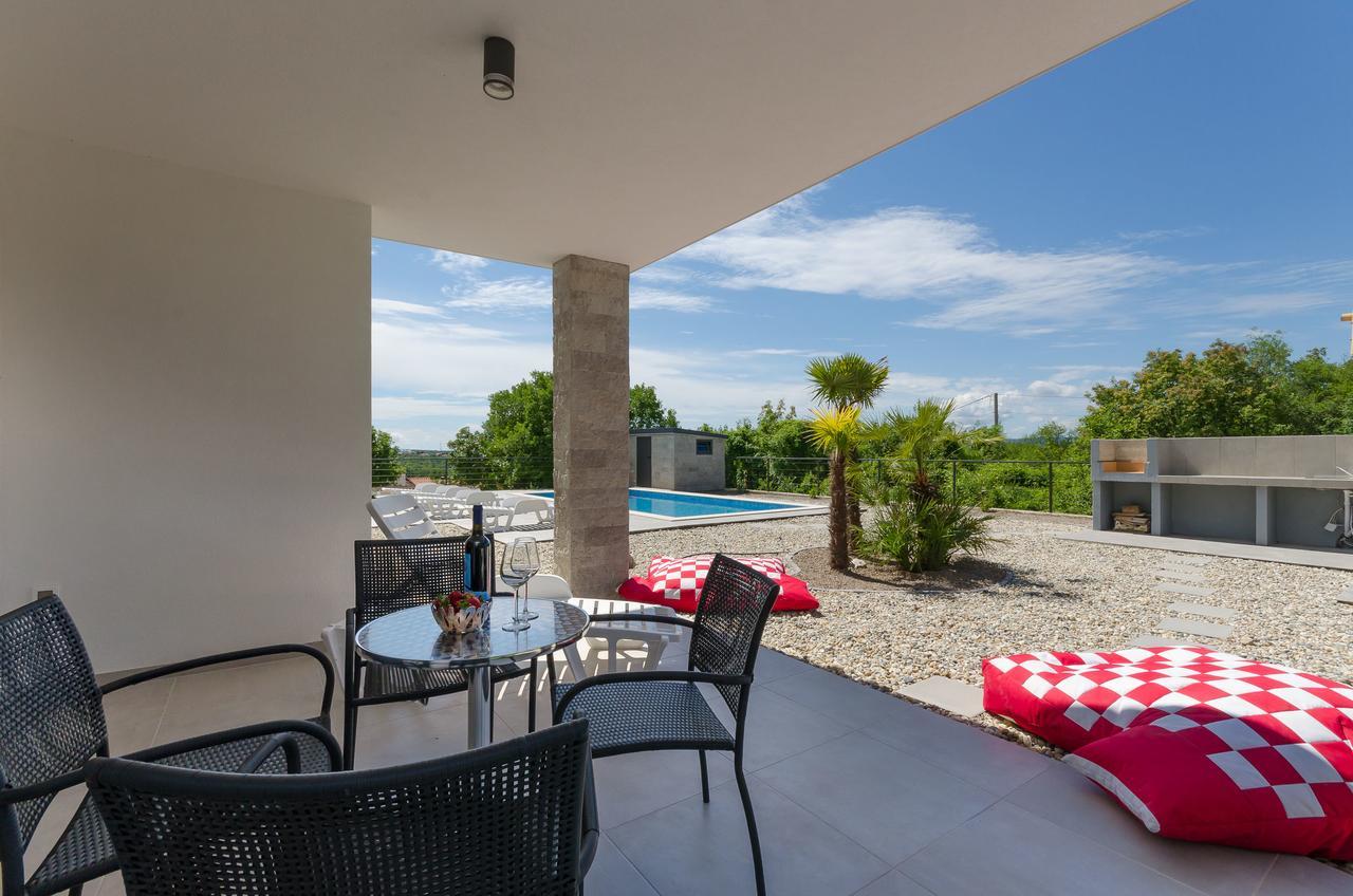 Apartments Residence Romance Pinezici  Ngoại thất bức ảnh