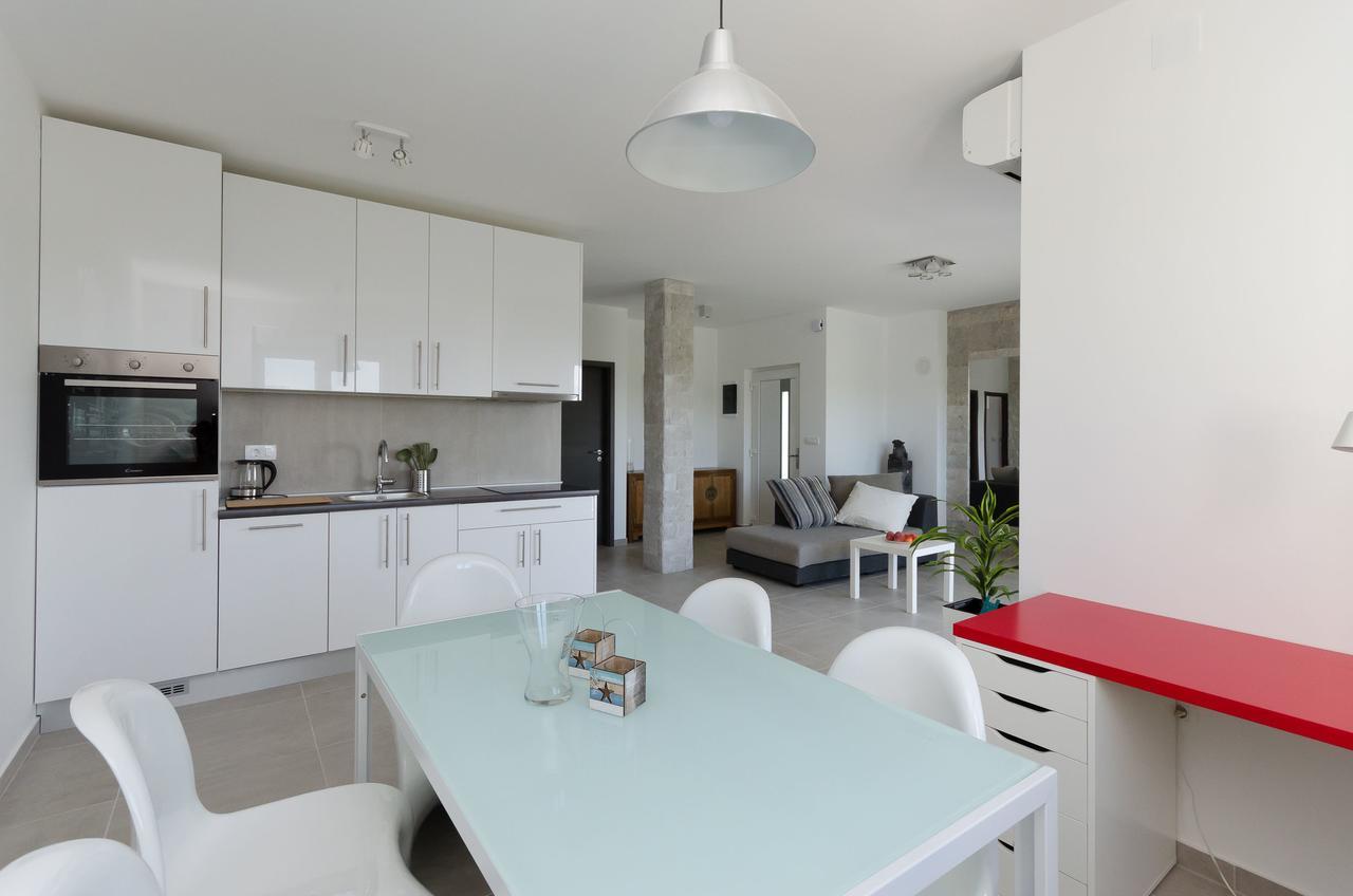 Apartments Residence Romance Pinezici  Ngoại thất bức ảnh